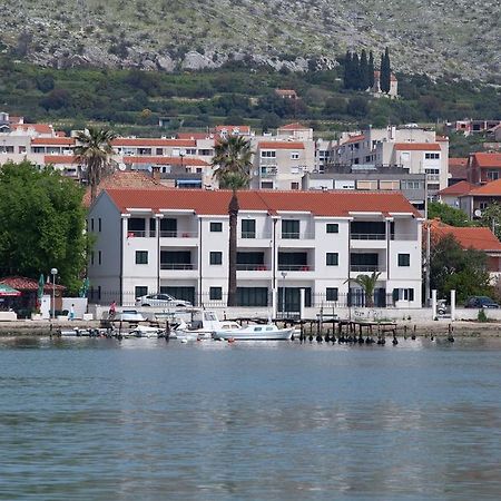 Apartments Svjetlana Trogir Exterior foto