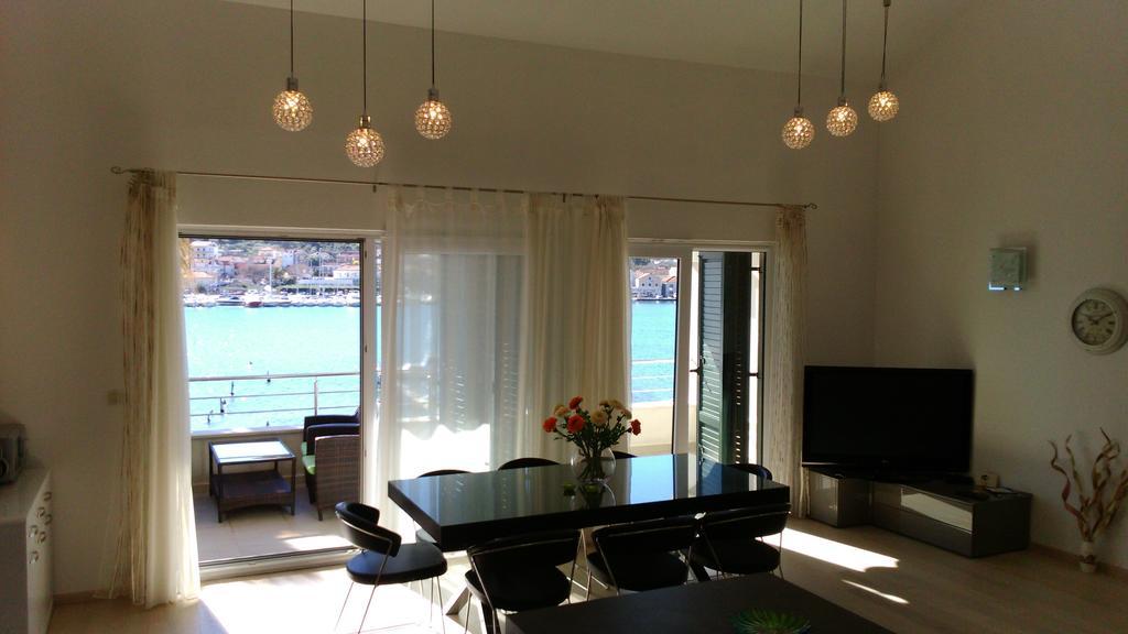 Apartments Svjetlana Trogir Habitación foto