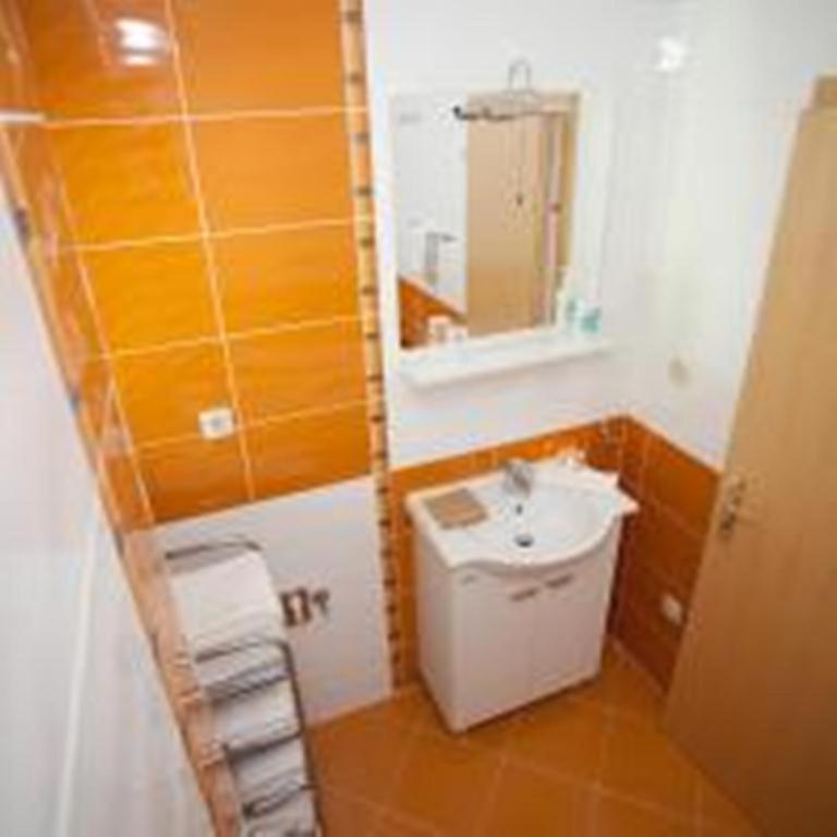 Apartments Svjetlana Trogir Exterior foto